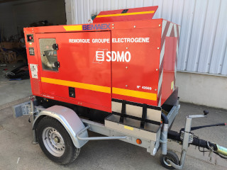 Camion de pompiers SDMO SDIS avec groupe électrogène Mecc Alte