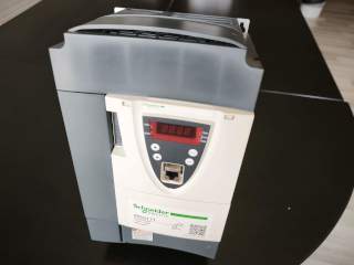 Variateurs fréquence Schneider Electric Télémécanique AC Drive Altivar ATV71 ATV61